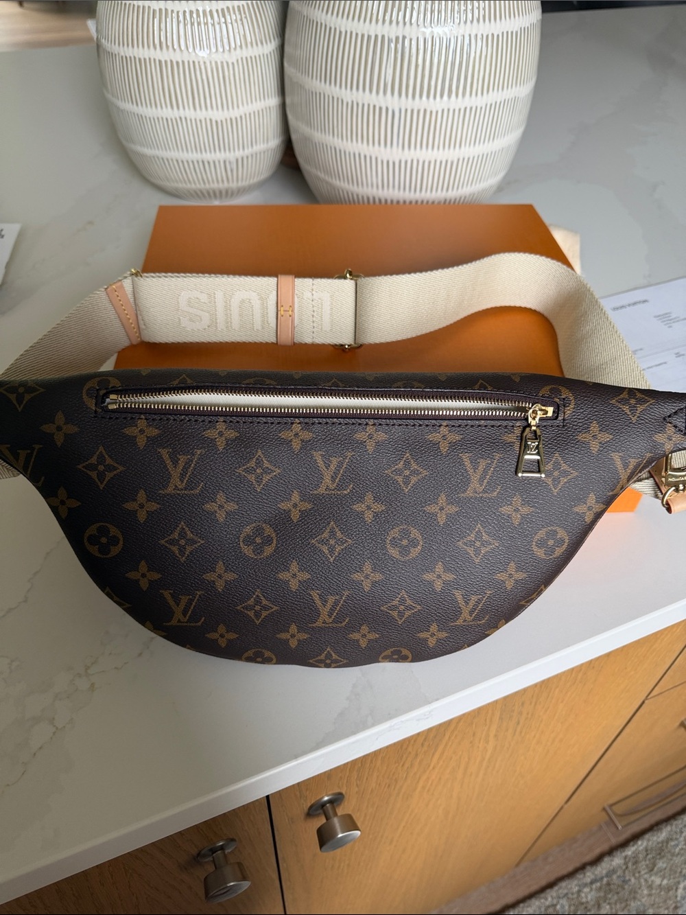 Louis Vuitton High rise Bumbag M46784 - Picture 5 of 13